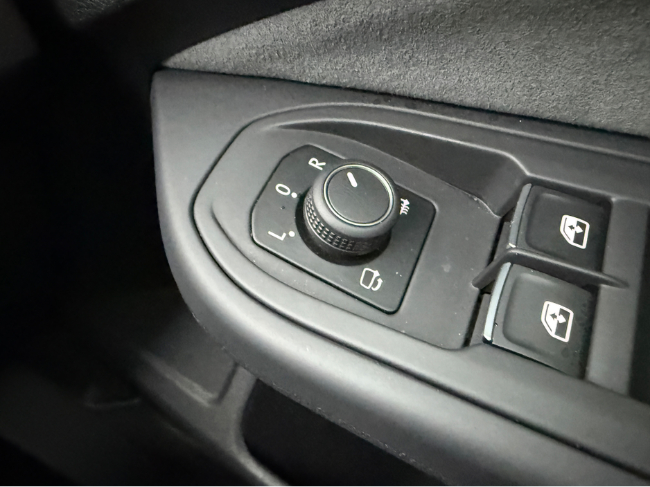 2022 Volkswagen Golf R-LINE 2.0TDI 150BHP AUTOMATIC €33,950