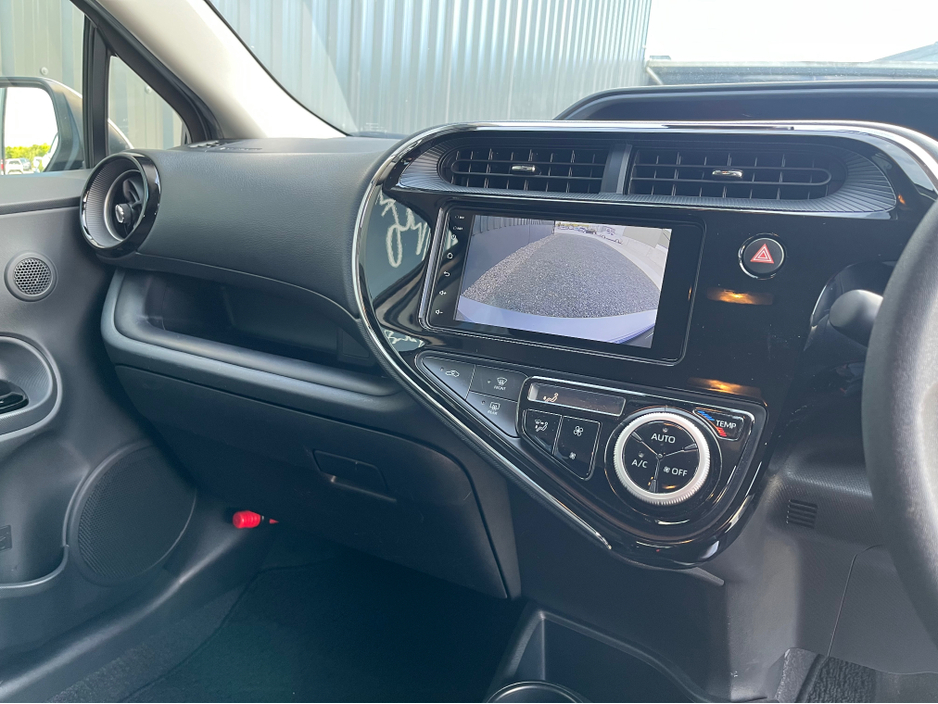 2020 Toyota Aqua - image 4