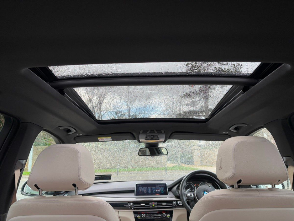 2017 BMW X5 - image 3