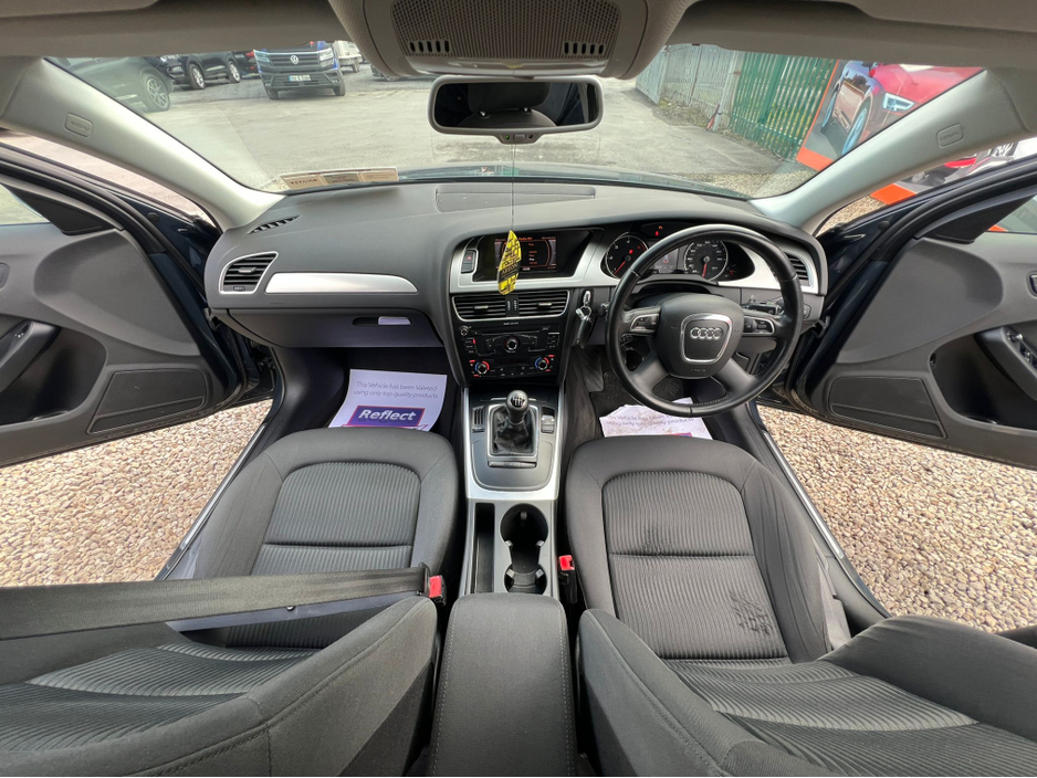 2010 Audi A4 - image 14