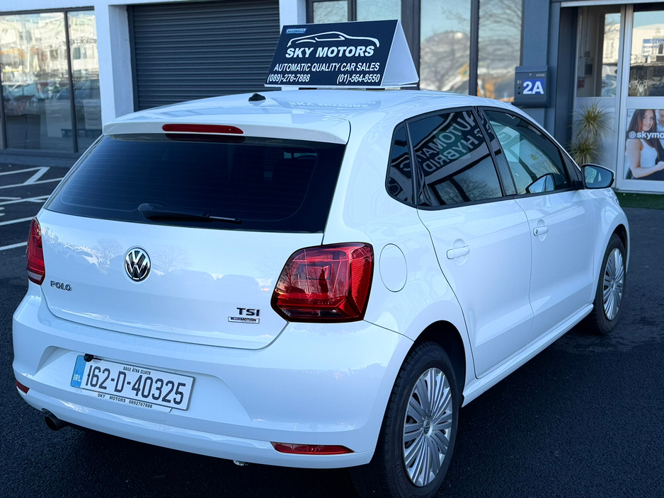 2016 Volkswagen Polo  €12,390