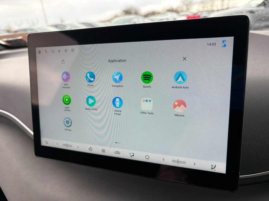 2025 BYD Dolphin Surf - image 12