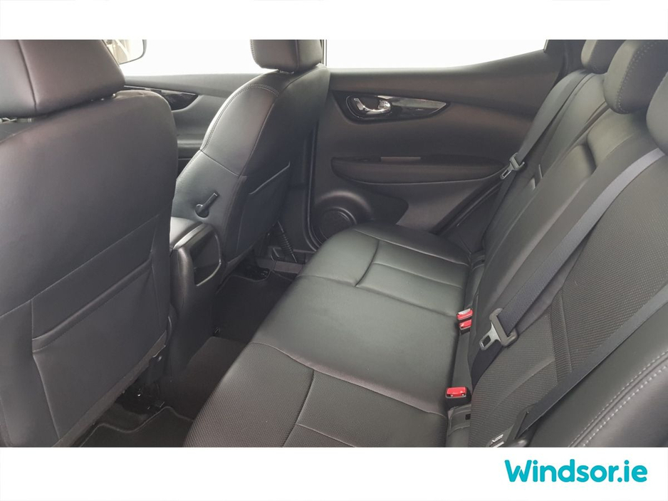 2017 Nissan Qashqai 1.2 PET SV PREMIUM €17,995