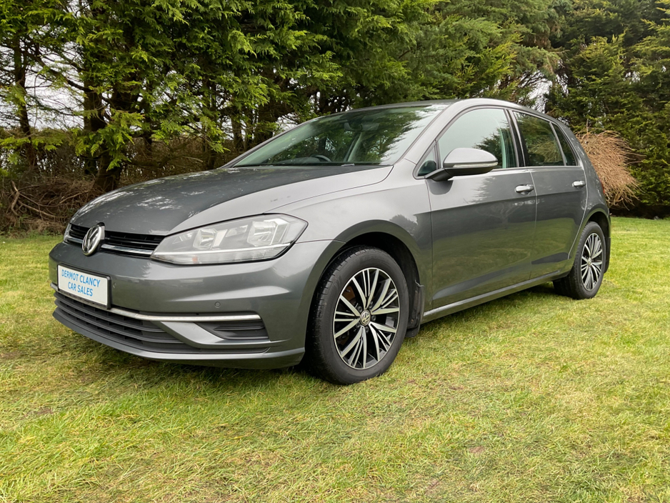 2018 Volkswagen Golf - image 5