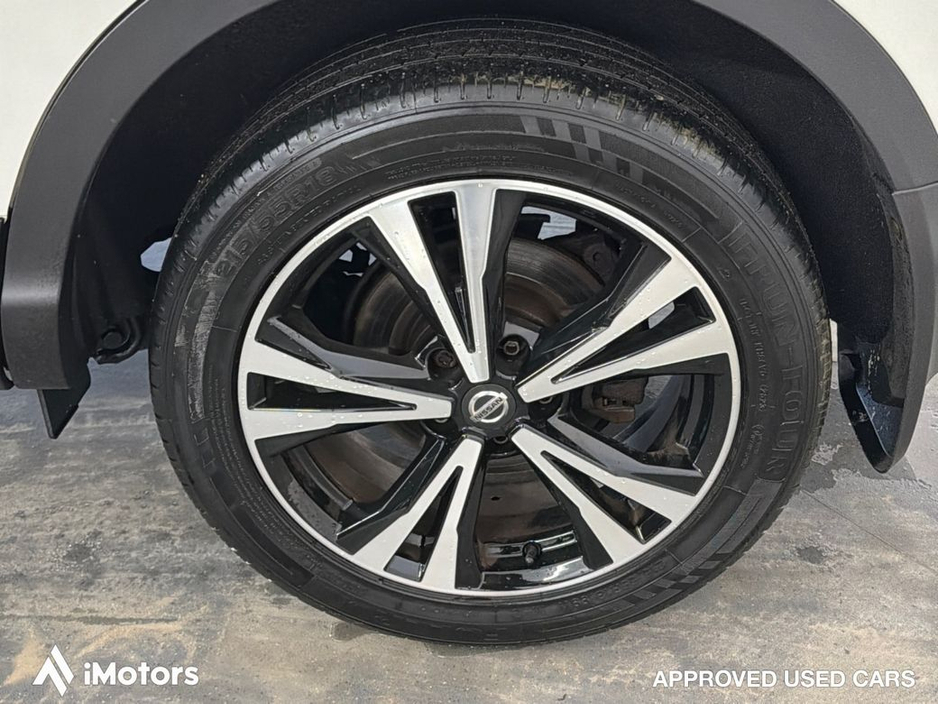 2018 Nissan Qashqai - image 11