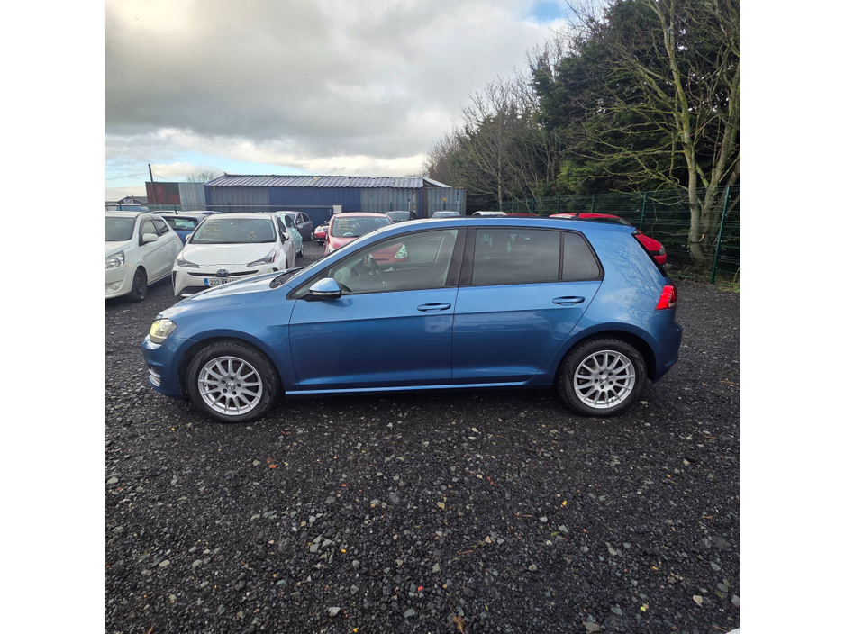 2017 Volkswagen Golf 1.4 TSI 3DR 150HP Highline €15,950