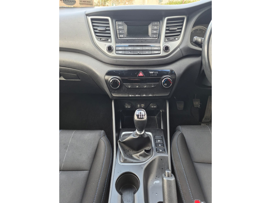 2018 Hyundai Tucson - image 15