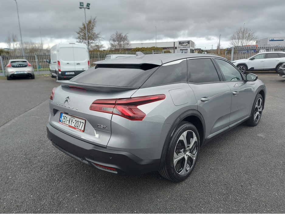 2025 Citroen C5X - image 6