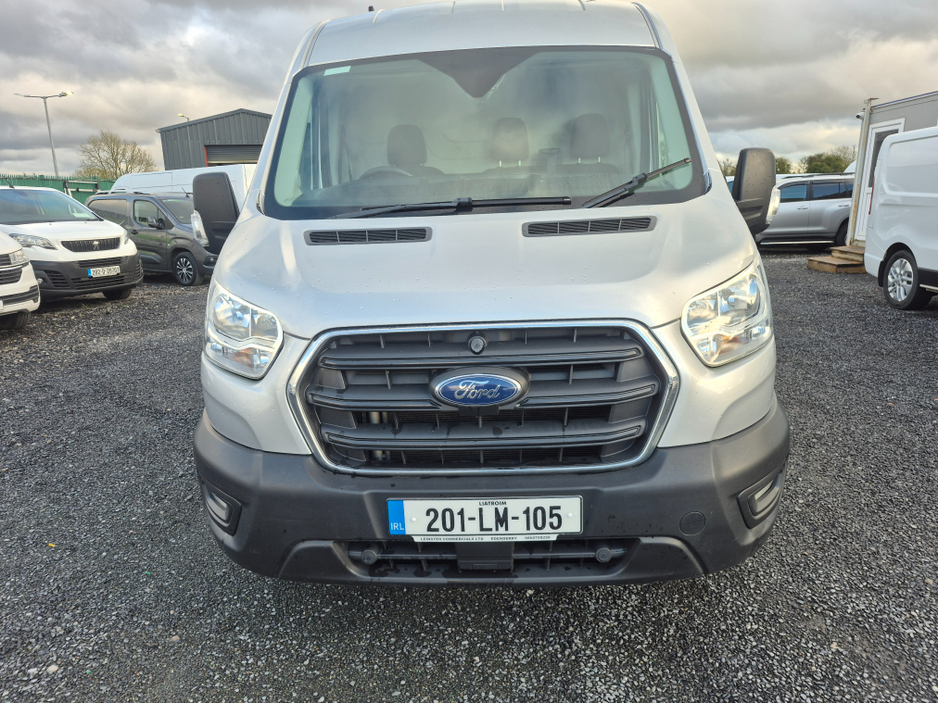 2020 Ford Transit - image 3