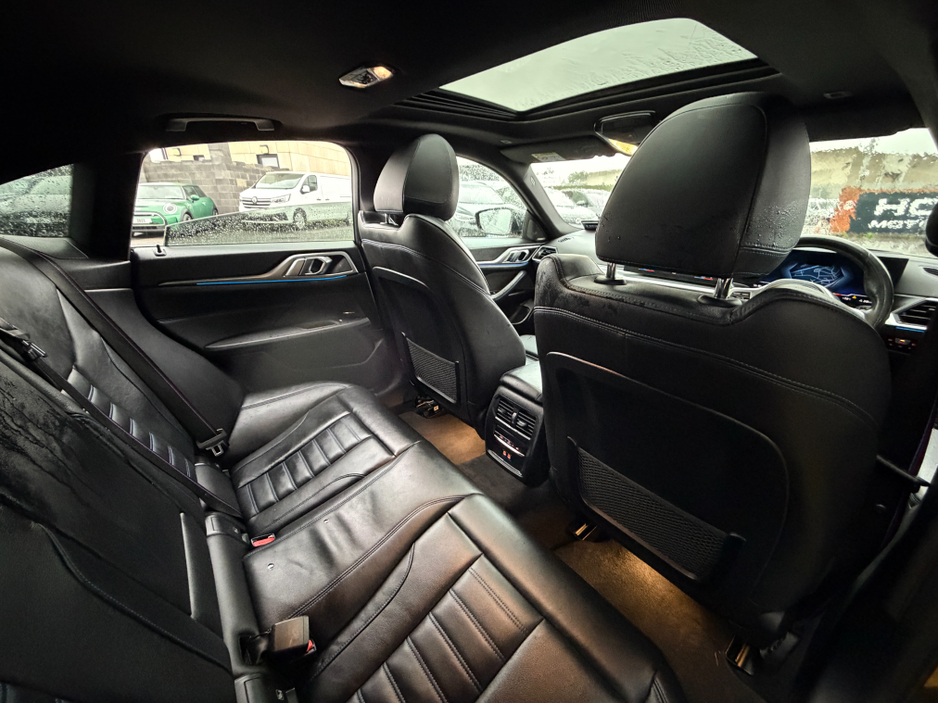 2023 BMW i4 M-SPORT..SUNROOF..KEYLESS ENTRY €32,350