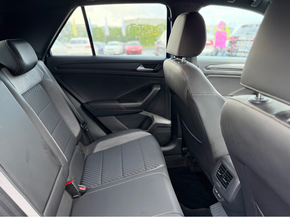 2021 Volkswagen T-Roc R-LINE - 2.0L DIESEL - AUTO - 12M WARRANTY - CAR: 1699 €29,950