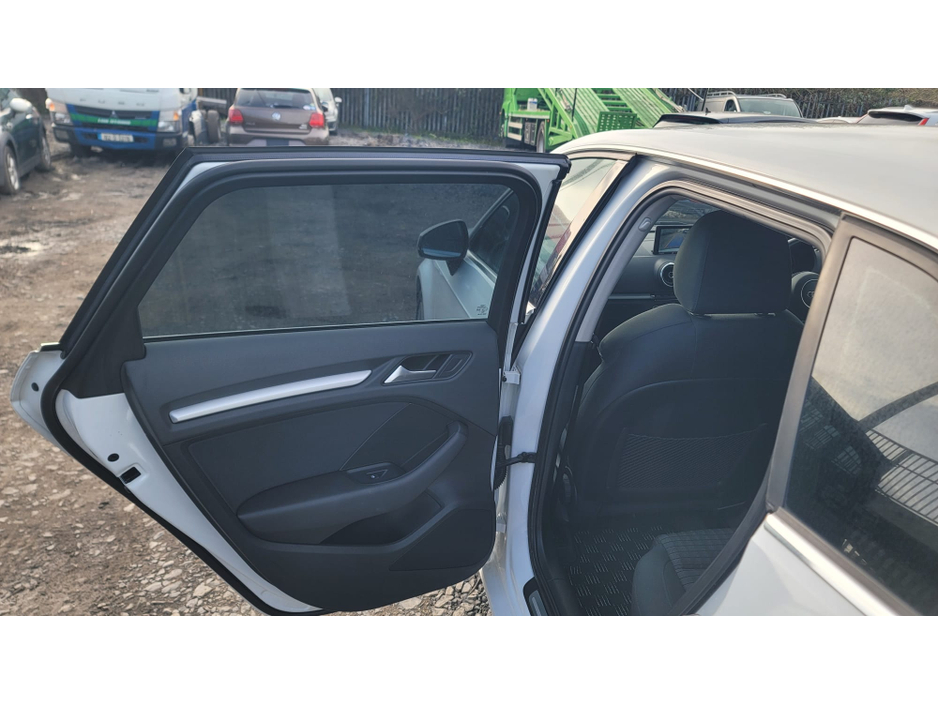 2014 Audi A3 - image 13