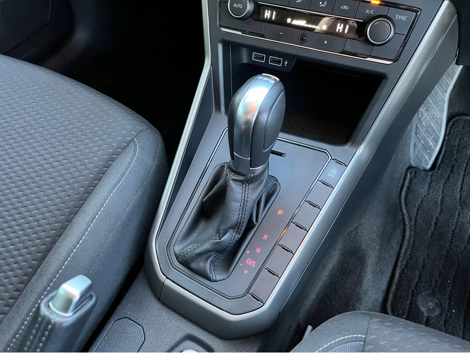 2019 Volkswagen Polo COMFORTLINE AUTOMATIC 1.0 PETROL //REVERSE CAMERA//CARPLAY// €15,950