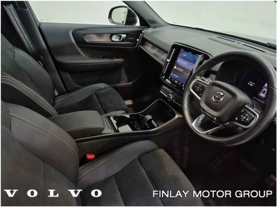 2023 Volvo XC40 BEV 231hp Ultimate 69kw Pan Roof , Heated Steering Wheel & Seats €36,950