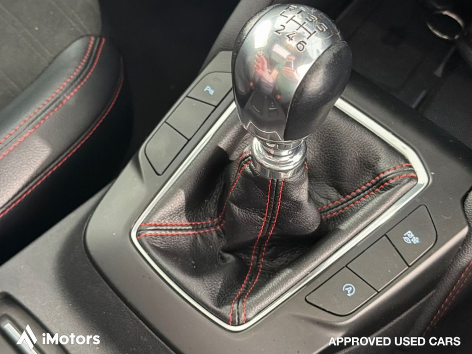 2022 Ford Kuga - image 21