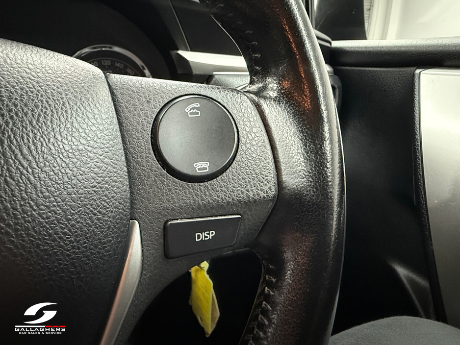 2015 Toyota Corolla - image 15