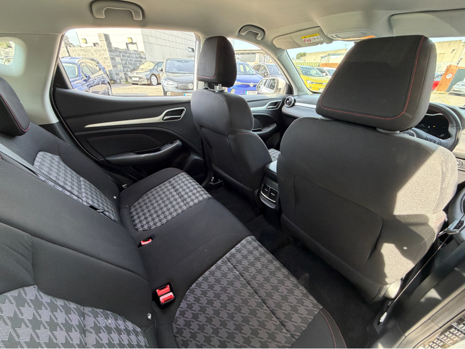2024 MG ZS - image 21