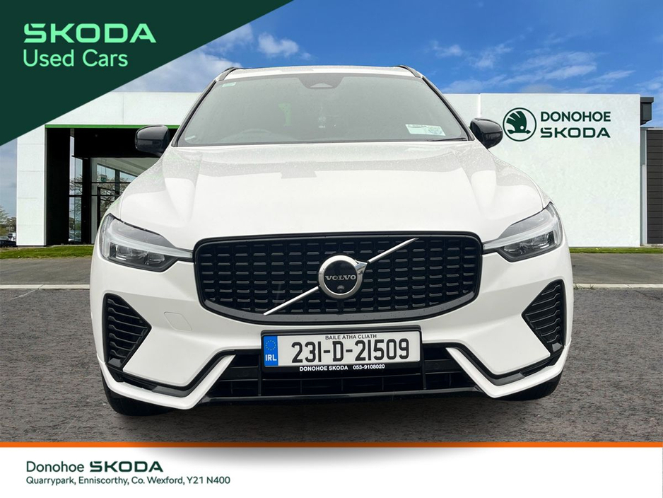 2023 Volvo XC60 - image 7