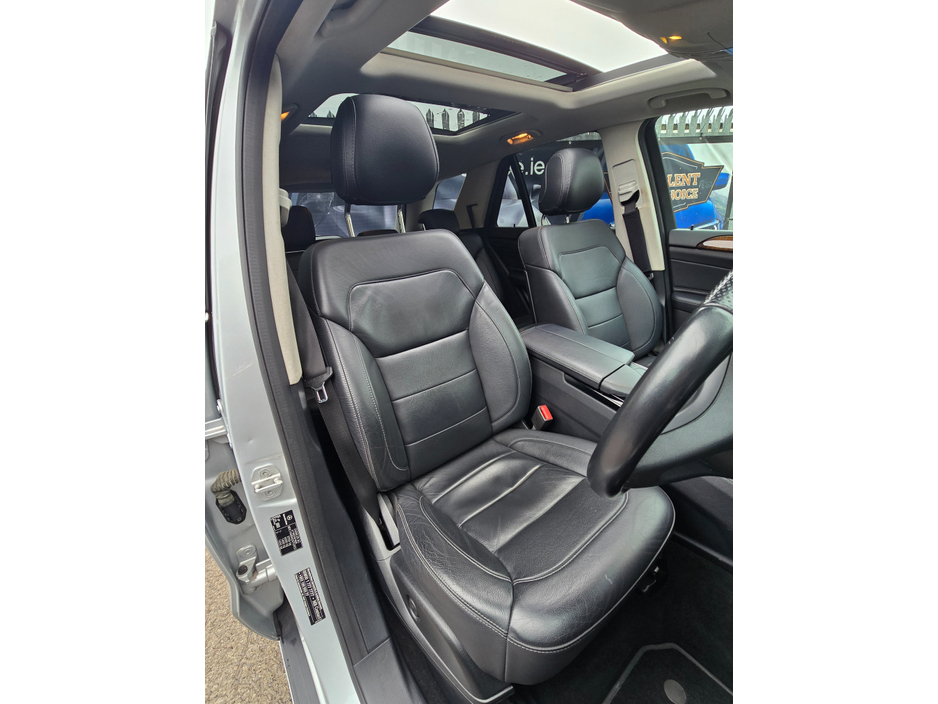 2016 Mercedes-Benz GLE Class - image 8