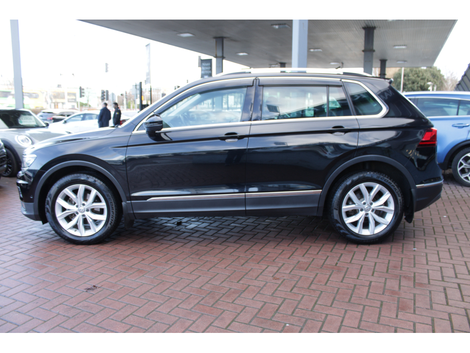 2019 Volkswagen Tiguan 2.0TDI 150BHP R-LINE EDITION 4 MOTION  AUTOMATIC // 1 OWNER CAR WITH ONLY 124,000KMS // BUY WITH CONFODENCE AA AND SIMI APPROVED DEALER 2026 // FINANCE ARRANGED // ALL TRADE INS WELCOME // €25,950
