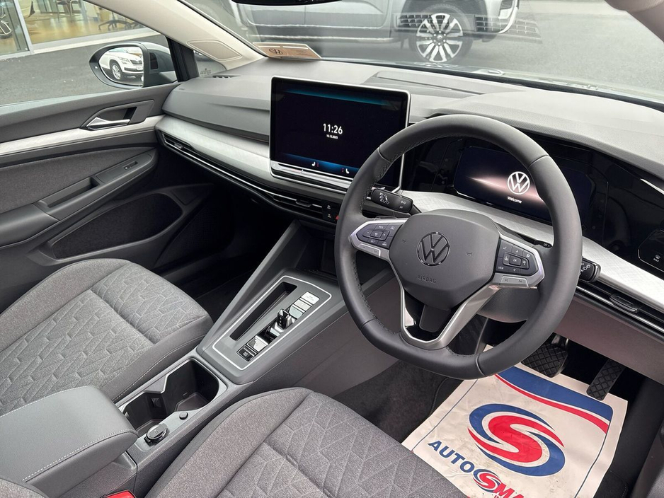 2026 Volkswagen Golf  €39,440