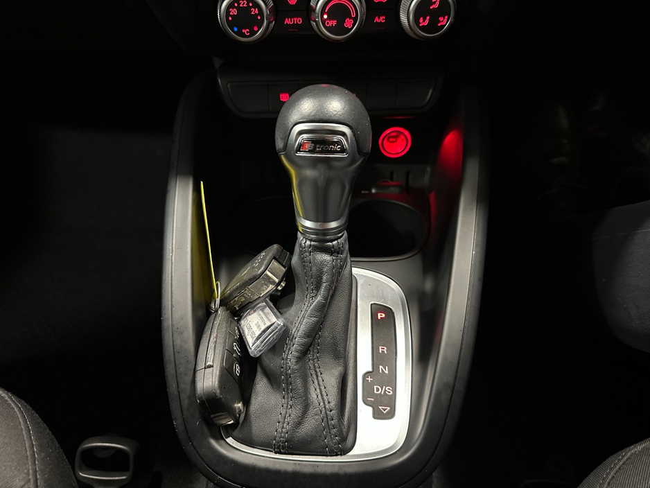 2016 Audi A1 - image 30