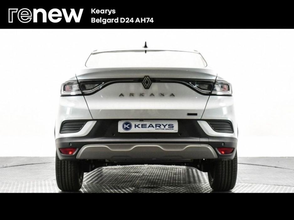 2025 Renault Arkana - image 10
