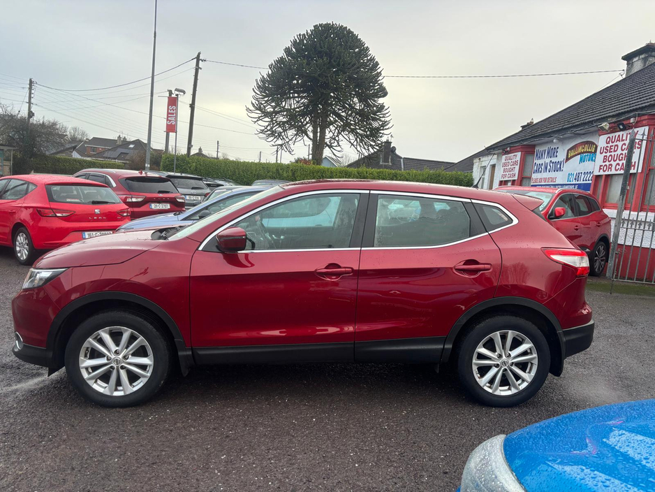 2015 Nissan Qashqai 1.2 PET SV 4DR   LOW  MILEAGE €8,950