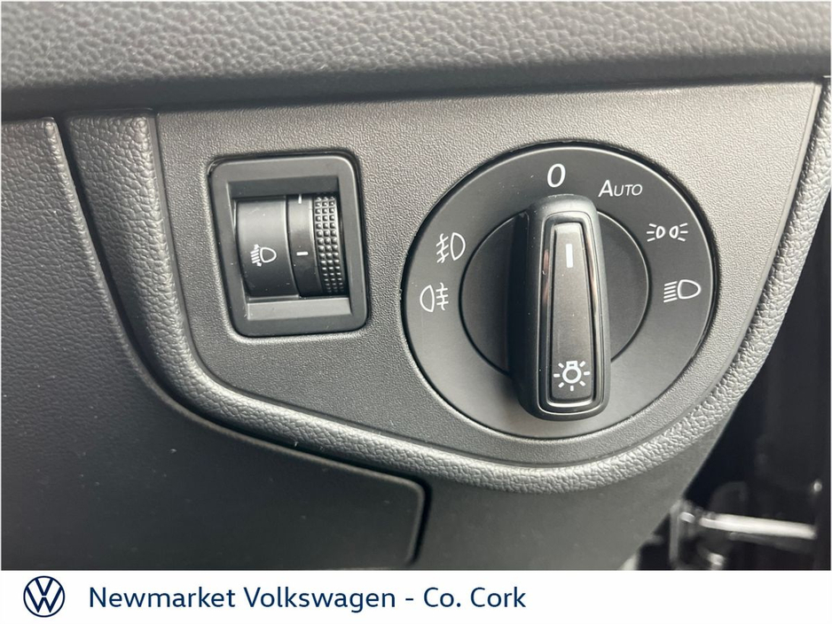 2023 Volkswagen Polo - image 26