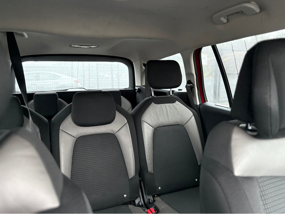 2019 Citroen Grand C4 Picasso - image 25