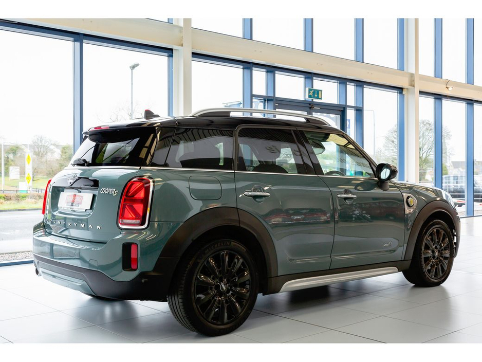 2022 MINI Countryman - image 8