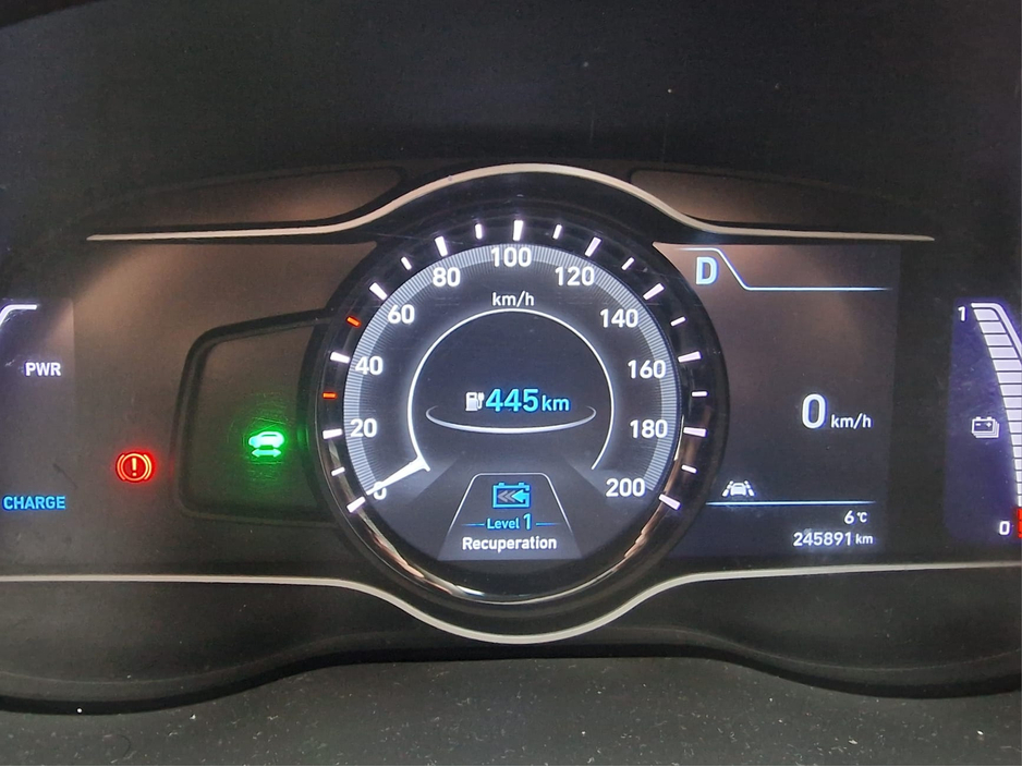 2020 Hyundai Kona - image 4