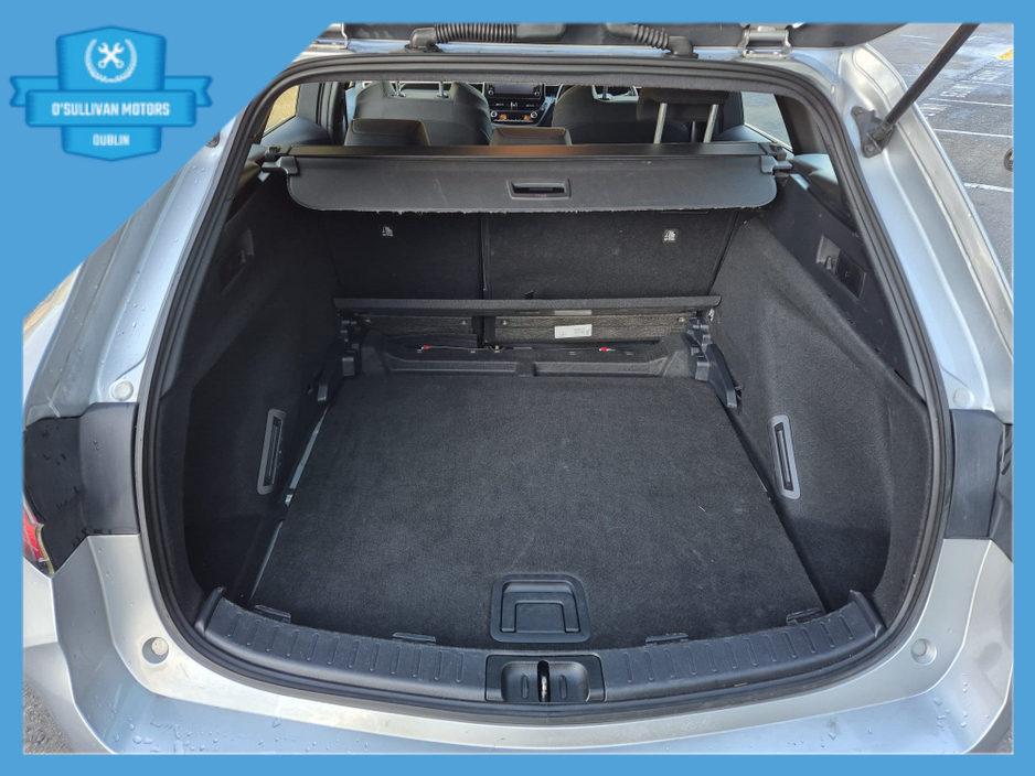 2022 Toyota Corolla - image 10