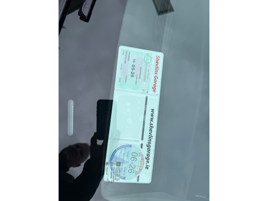 2018 Opel Astra - image 25