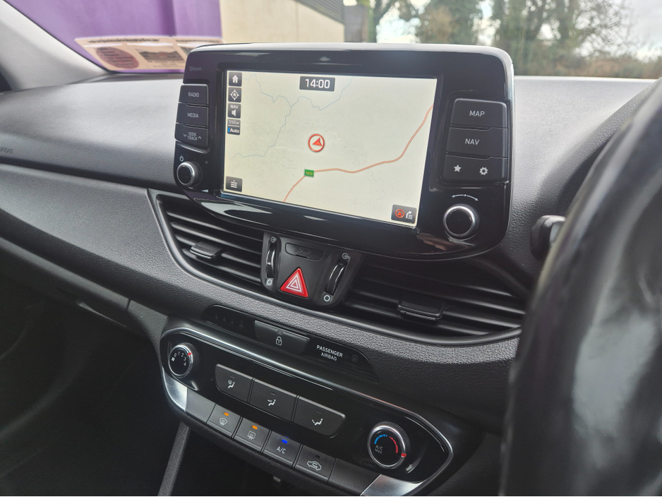 2017 Hyundai i30 SE NAV BLUE DRIVE 110 5DR 110PS €11,750