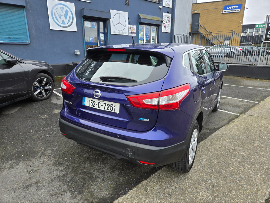 2015 Nissan Qashqai - image 10