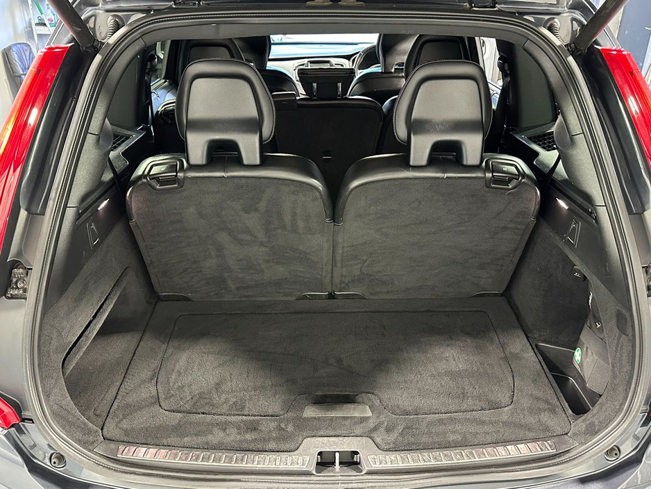 2019 Volvo XC90 R-Design PP AWD 2.0 D5 €43,400