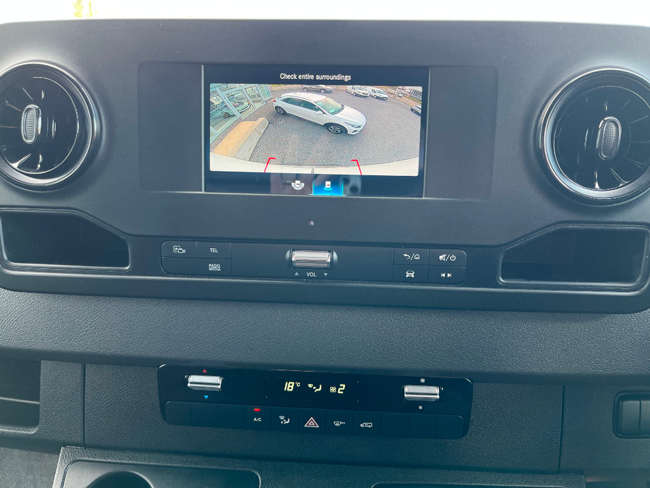 2022 Mercedes-Benz Sprinter - image 7