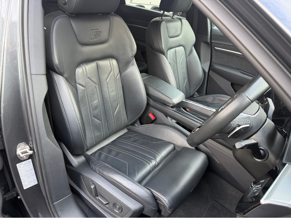 2022 Audi e-tron 55 S LINE QUATTRO COUPE//SUPERB SPEC//VERY LOW MILEAGE//IMMACULATE CONDITION//AUDI HISTORY//SIMI AND AA DEALER €34,900