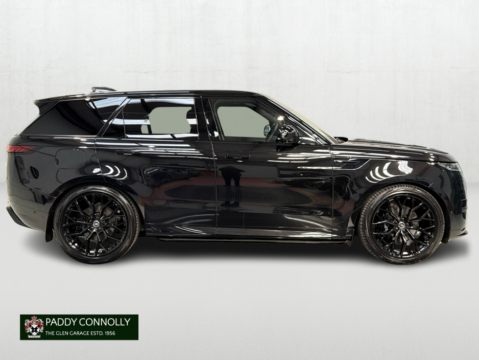 2026 Land Rover Range Rover Sport - image 4