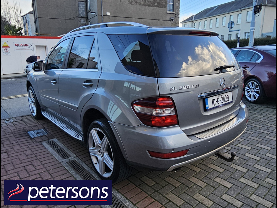 2010 Mercedes-Benz M Class ML300 CDI BLUE EFFICIENCY SPORT 5DR AUTOMATIC €10,950