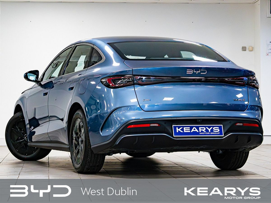 2026 BYD Seal 6 - image 2