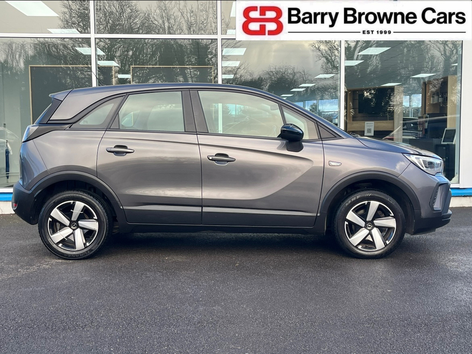 2023 Opel Crossland - image 9