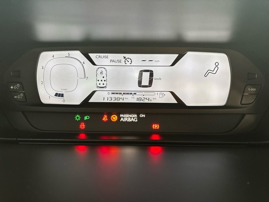 2016 Citroen C4 Picasso - image 13