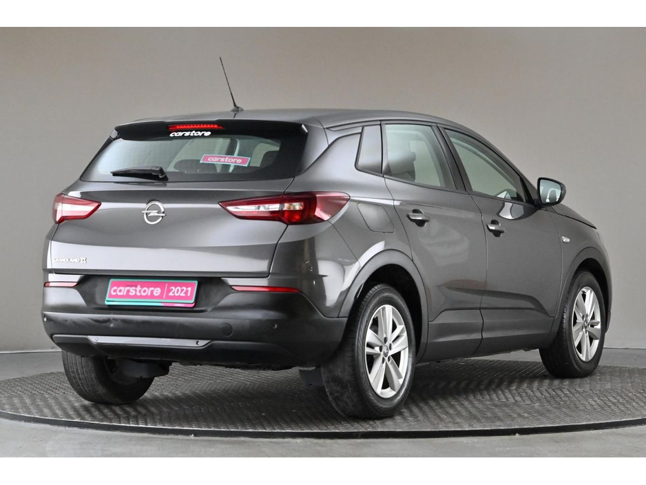 2021 Opel Grandland X - image 9