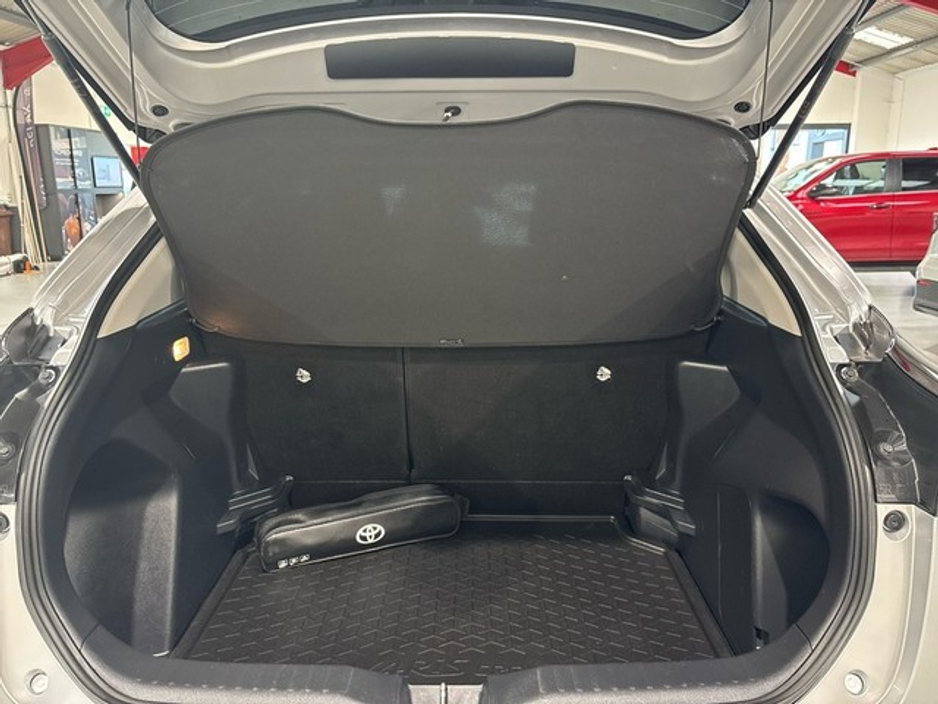 2023 Toyota Yaris Cross LUNA HYBRID 4DR AUTO €27,950