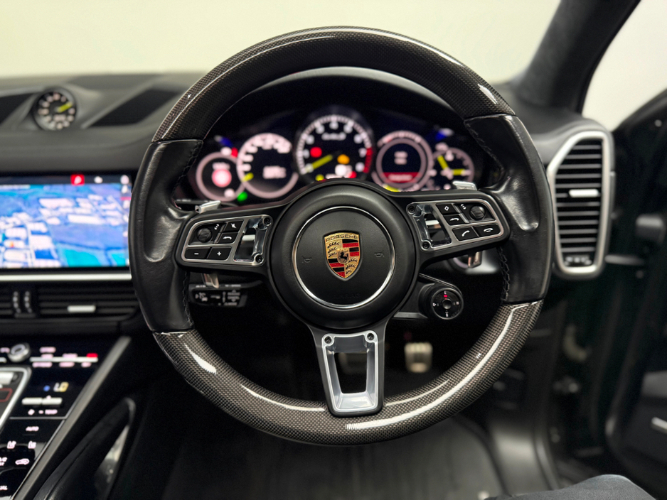 2020 Porsche Cayenne - image 22