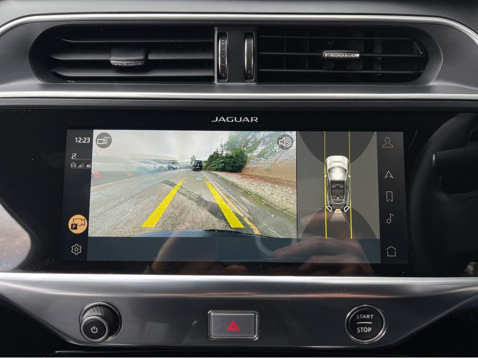 2023 Jaguar I-Pace - image 17