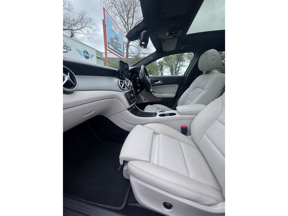 2016 Mercedes-Benz GLA Class - image 18