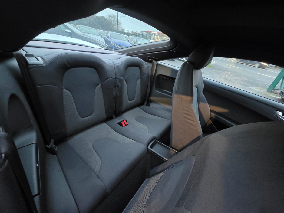 2013 Audi TT LOW KLM 1.8 TFSI AUTOMATIC  REV CAMERA ALLOYS SIMI DEALER €14,450